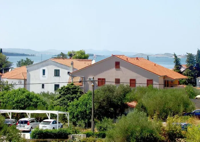 Suesses Mit Meerblick By Interhome Биоград-на-Мору